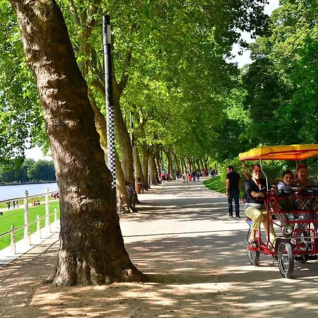 Des Thermes Les Domes 2* Vichy