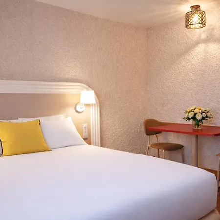 Les Domes Par Vy Thermal & Hotell