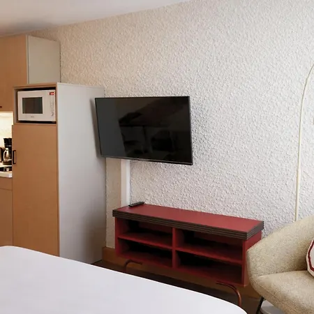 Les Domes Par Vy Thermal & Hotell 2*