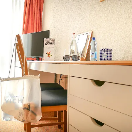 Des Thermes Les Domes 2*